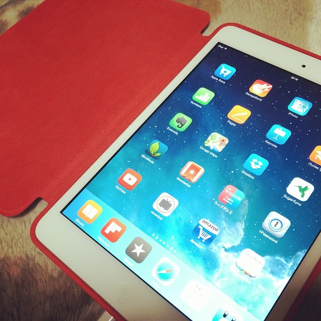 iPad mini 第２世代ではなく、第１世代型の64GBホワイトを購入しました!
