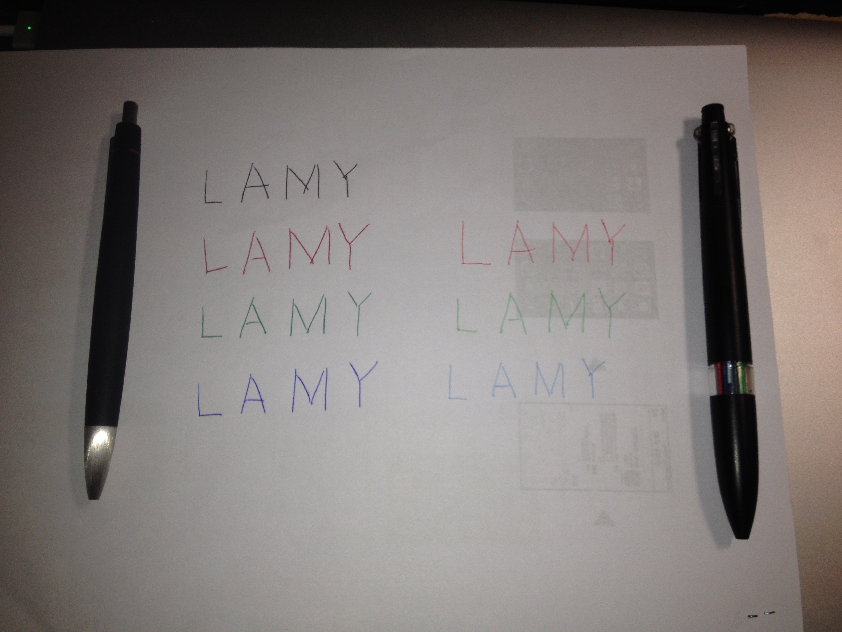 LAMY 2000 L401 ４色ボールペンタイプとuniのStyleFItのかき比べ