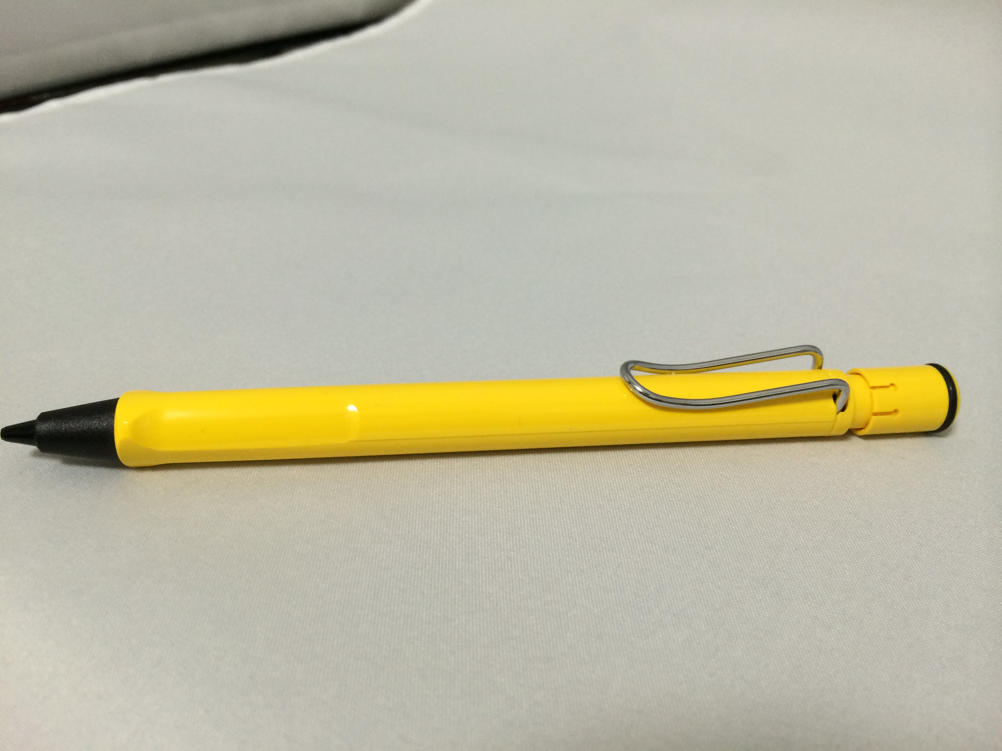 LAMY safari pencil yellow